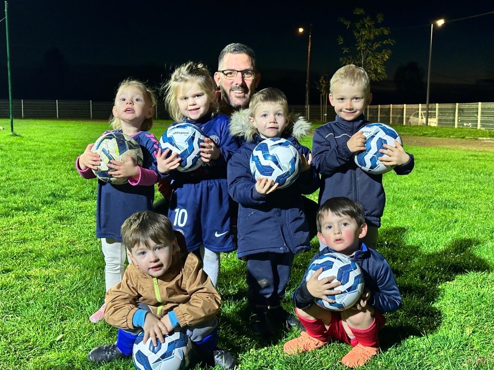 ⚽️ 𝐍𝐨𝐭𝐫𝐞 𝐞́𝐪𝐮𝐢𝐩𝐞 𝐁𝐚𝐛𝐲 𝐞𝐧 𝐩𝐥𝐞𝐢𝐧𝐞 𝐩𝐫𝐨𝐠𝐫𝐞𝐬𝐬𝐢𝐨𝐧 ! ⚽️