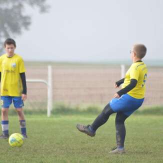 Retour en photos de la rencontre entre le FC Monts de Gy face à Vesoul Agglo. Olympique